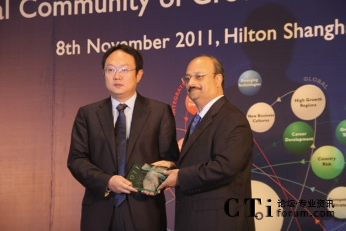 Frost & Sullivan ȫ��CEO�涭�ºϻ���Aroop Zutshi���ң����A���������(w��)�C�l(f��)��ȫ����Ź�������(w��)���L�c��(chu��ng)�ª������n�ԣ��A���������(w��)�a(ch��n)Ʒ�����L����<br/>

