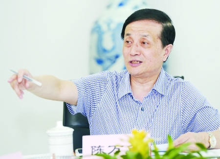 ȫ���˴�������������볣ί��ԭ�����f(xi��)����ϯ��f־