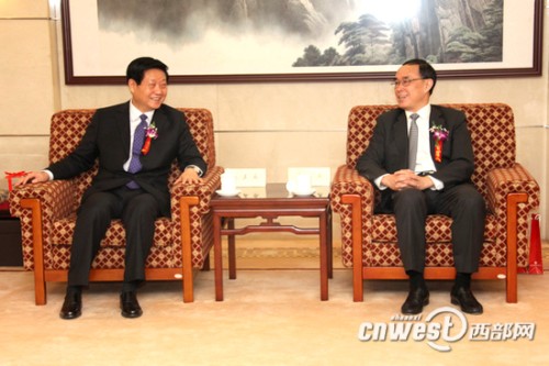 ���ʡί����(sh��)ӛ��ʡ�L(zh��ng)�w�����c�Ї�(gu��)(li��n)ͨ������(j��ng)��������ͨ����